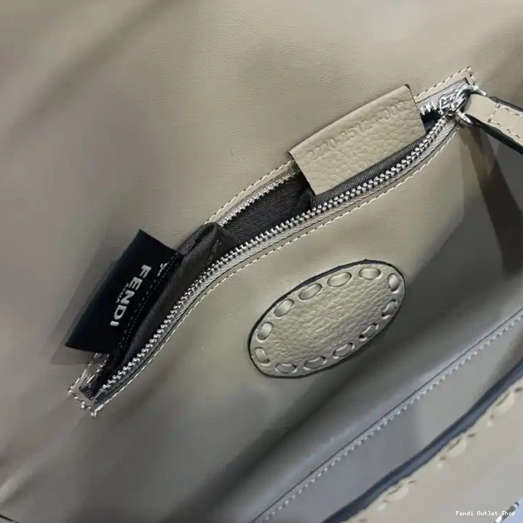 Affordable Leather Romano Medium Baguette Cuoio Selleria Khaki In Fendi Bag 0407 HOT SALE